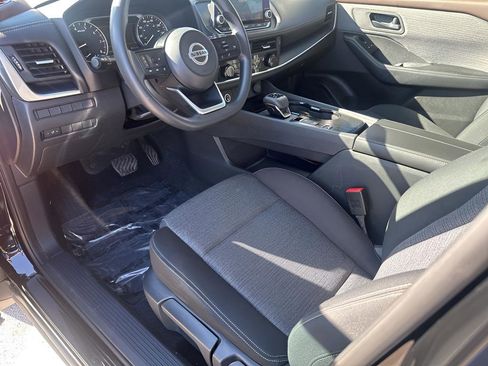 Used 2021 Nissan Rogue S image 27