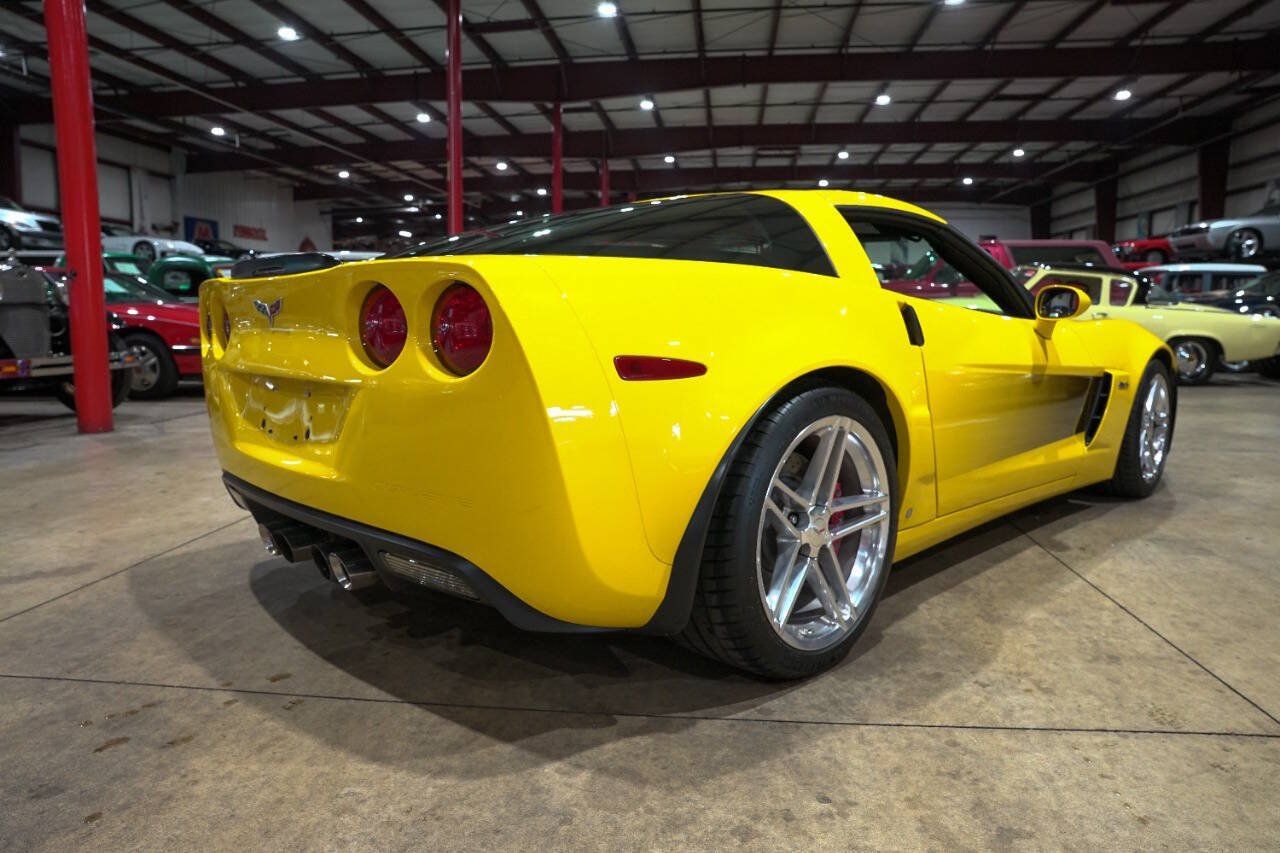 Used 2007 Chevrolet Corvette Z06 w/ Preferred Equipment Group RWD image 8