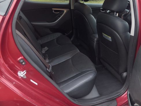 Used 2012 Hyundai Elantra Limited w/ Technology Pkg 5 image 11