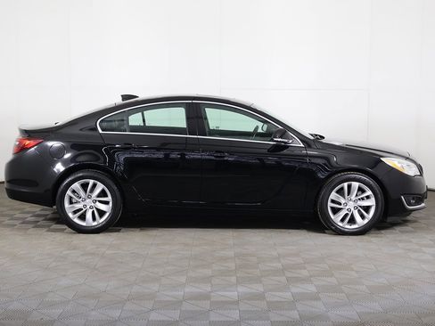 Used 2015 Buick Regal image 17