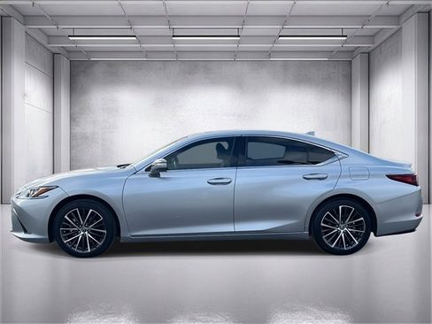 Used 2024 Lexus ES 350 w/ Premium Package image 6