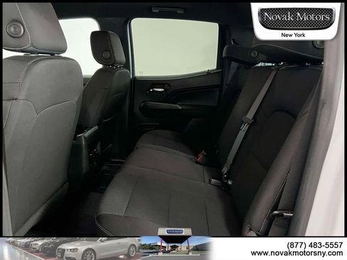 Used 2023 Chevrolet Colorado LT AWD/4WD image 13