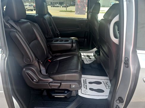 Used 2019 Honda Odyssey EX-L image 8