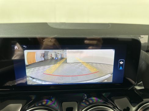 Used 2026 Mercedes-Benz GLA 250 4MATIC image 16