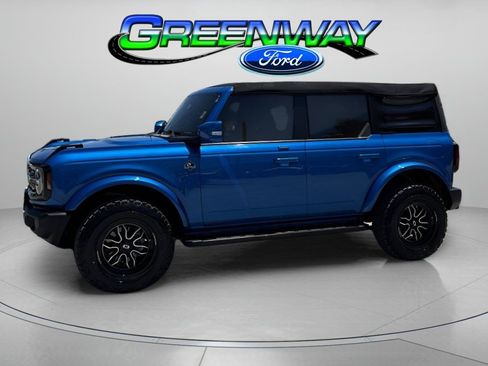 Used 2022 Ford Bronco Outer Banks AWD/4WD image 1
