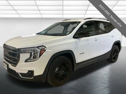 Used 2023 GMC Terrain AT4