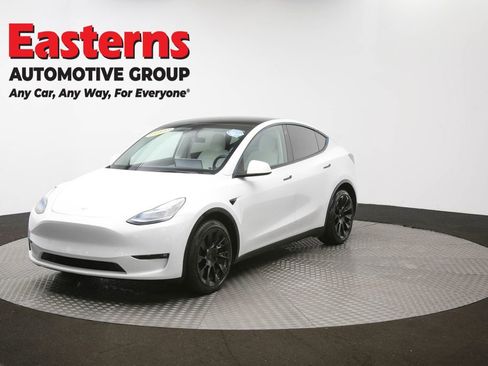 Used 2021 Tesla Model Y Long Range image 52