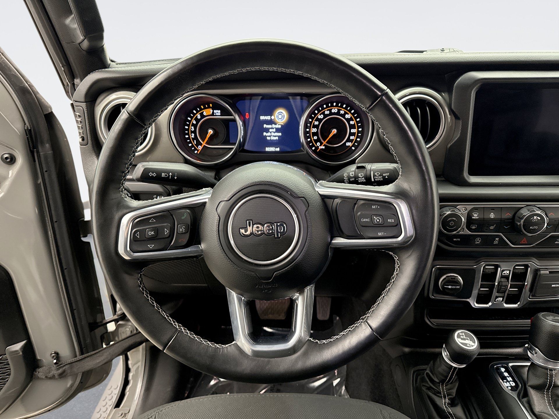 Used 2023 Jeep Wrangler Unlimited Sahara w/ Cold Weather Group AWD/4WD image 12