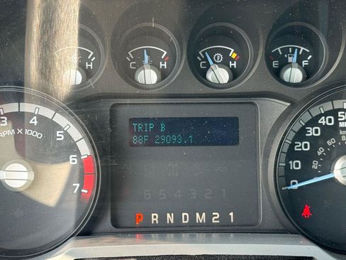 Used 2016 Ford F250 XL w/ Power Equipment Group RWD image 22