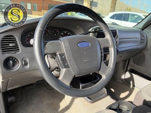Used 2009 Ford Ranger XLT image 18