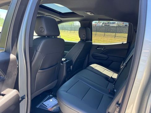 New 2025 GMC Canyon Elevation w/ Convenience Package image 23