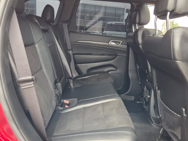 Used 2020 Jeep Grand Cherokee Altitude RWD image 15