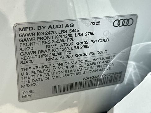 Used 2025 Audi Q5 2.0T Premium w/ Convenience Plus Package AWD/4WD image 29