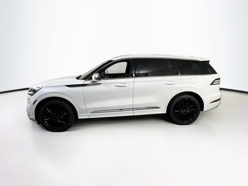 Used 2022 Lincoln Aviator Black Label w/ Dynamic Handling Package AWD/4WD image 8