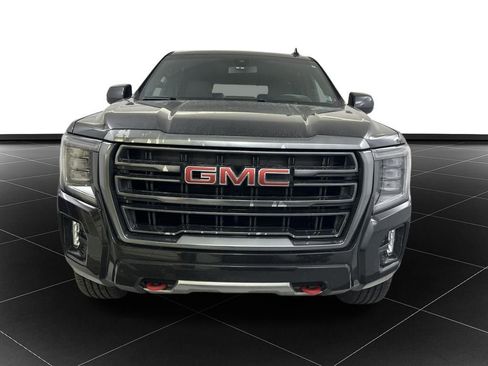 Used 2022 GMC Yukon AT4 image 8