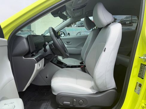 Used 2024 Hyundai Kona SEL FWD image 10