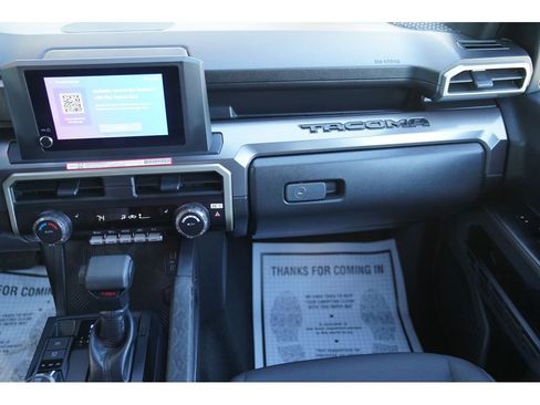 Used 2026 Toyota Tacoma TRD Off-Road image 17
