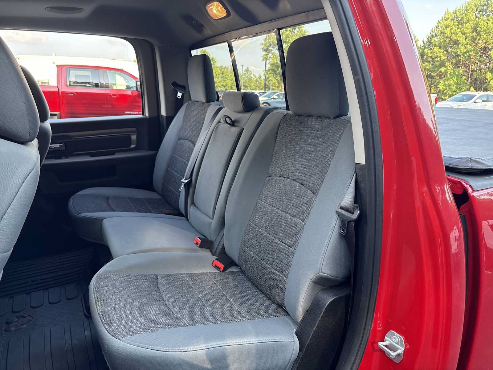 Used 2017 RAM 1500 Big Horn RWD image 16