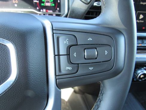 Used 2024 GMC Sierra 1500 Elevation image 20