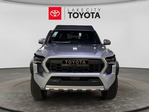 Used 2025 Toyota Tacoma 4x4 Double Cab Hybrid image 18