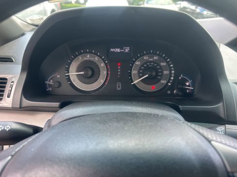 Used 2011 Honda Odyssey EX image 24