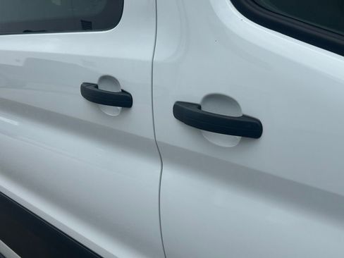 Used 2024 Ford Transit 350 XLT image 19