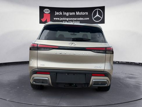 Used 2023 INFINITI QX60 Sensory AWD/4WD image 4