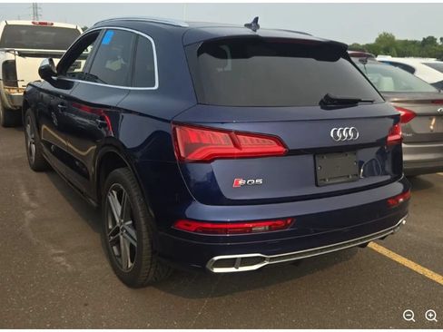 Used 2019 Audi SQ5 Premium Plus w/ Premium Plus Package AWD/4WD image 2