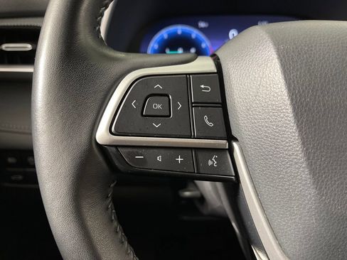 Certified 2025 Toyota Highlander XSE image 26