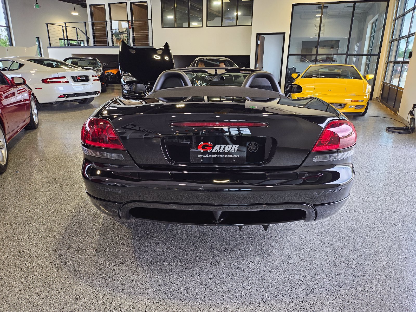 Used 2005 Dodge Viper SRT-10 RWD image 5