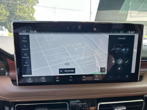 Certified 2022 Lincoln Nautilus Reserve AWD/4WD image 24