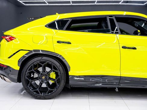Used 2023 Lamborghini Urus Performante image 12