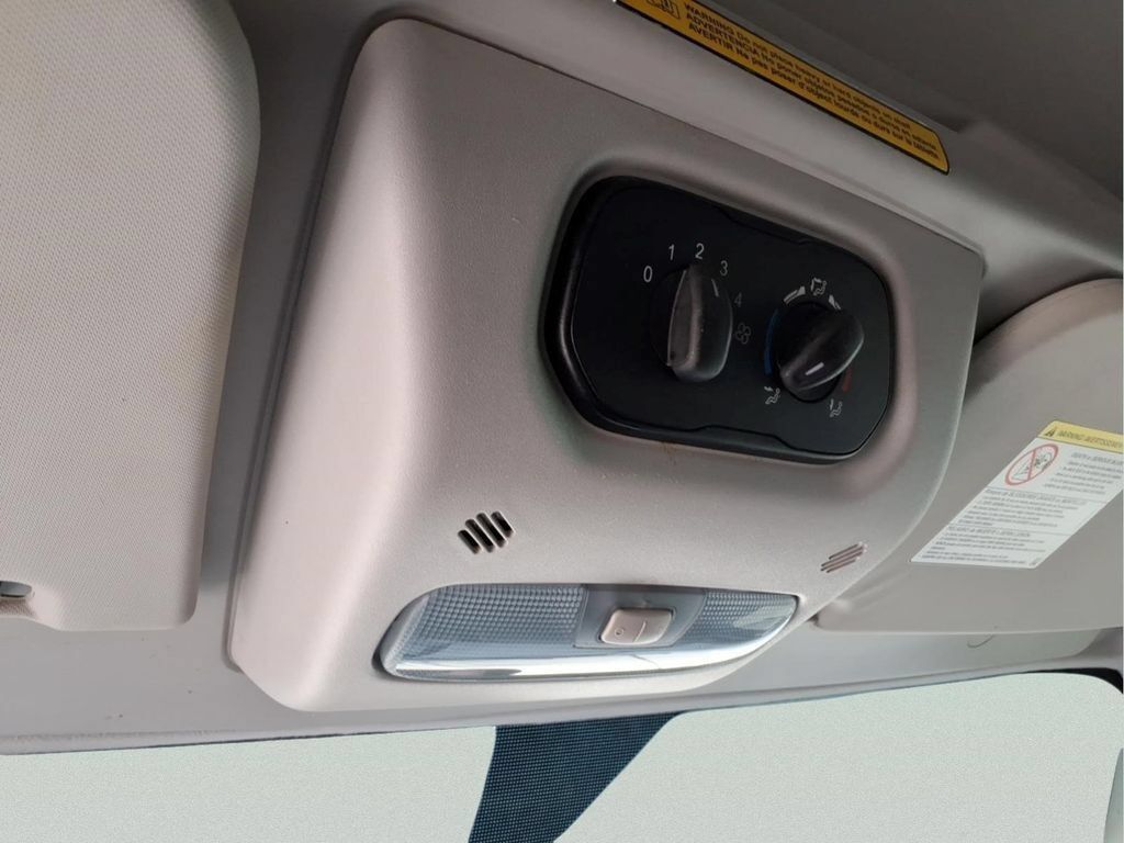 Used 2015 Ford Transit 350 XL RWD image 22