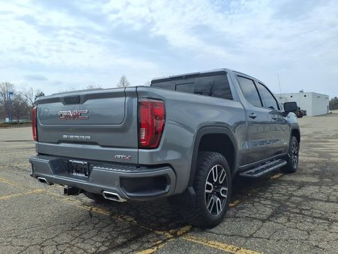 Used 2019 GMC Sierra 1500 AT4 w/ AT4 Premium Package AWD/4WD image 4