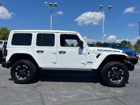 Used 2024 Jeep Wrangler Unlimited Rubicon 4xe AWD/4WD image 48