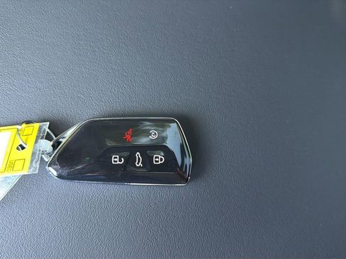 New 2026 Volkswagen Atlas Peak Edition AWD/4WD image 25