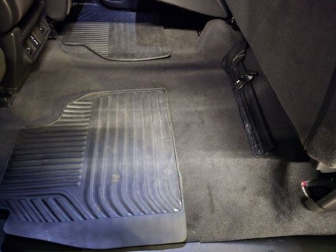 Used 2024 Chevrolet Silverado 1500 Custom w/ Turbomax Blackout Package RWD image 34