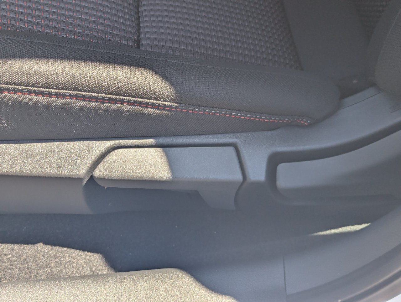 New 2027 Nissan Sentra SR FWD image 13