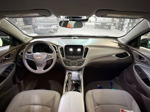Used 2020 Chevrolet Malibu LT w/ Fleet LT Safety Plus Package FWD image 10