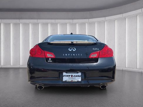 Used 2011 INFINITI G25 x w/ Moonroof Pkg AWD/4WD image 4