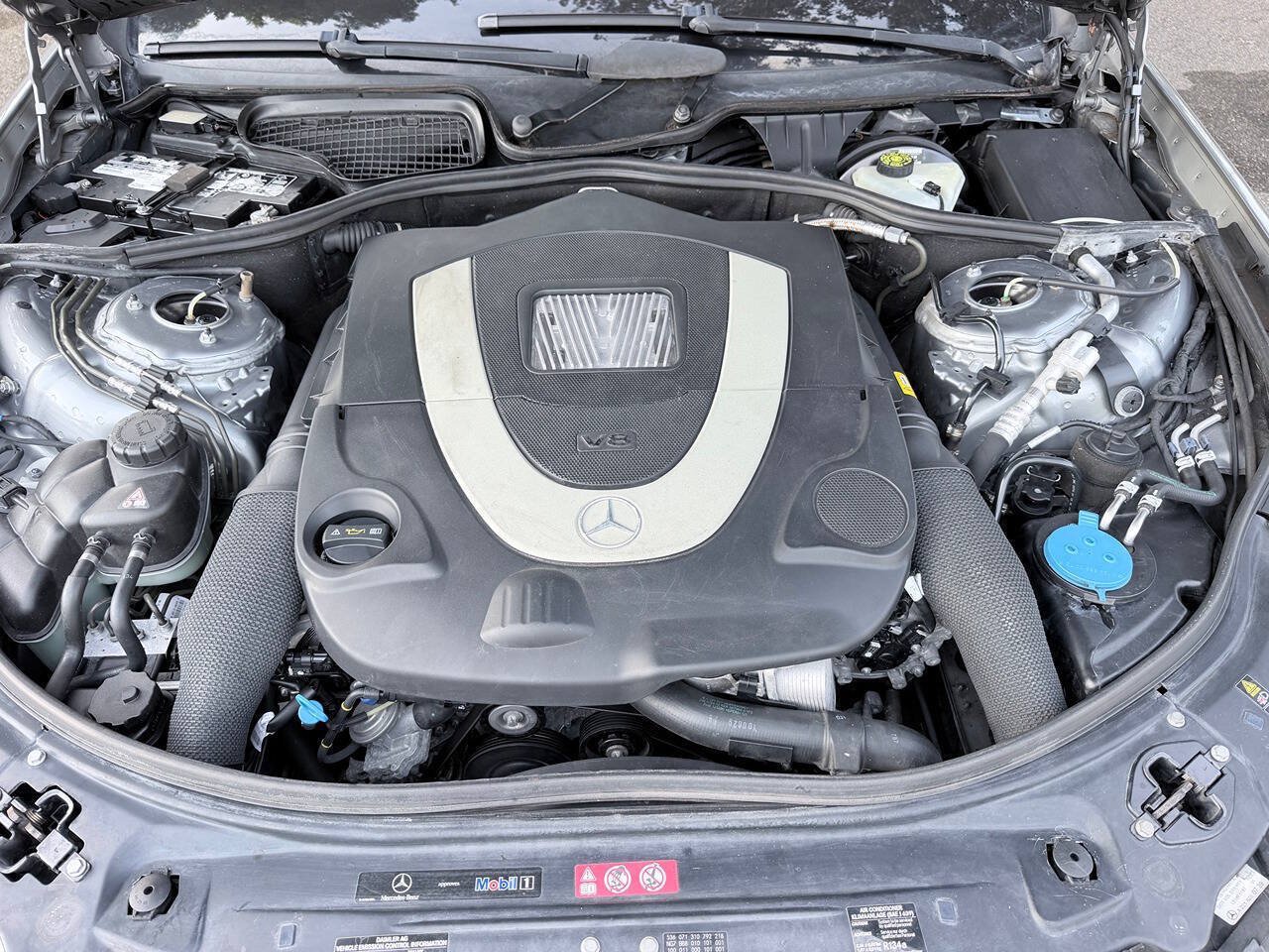 Used 2011 Mercedes-Benz S 550 w/ Sport Pkg Plus One image 23