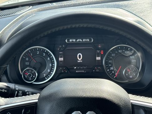 Used 2024 RAM 1500 Big Horn image 16