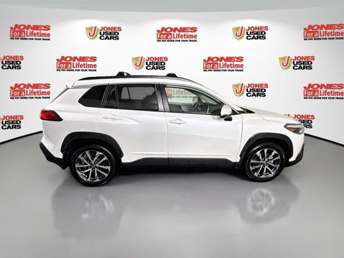 Certified 2023 Toyota Corolla Cross XLE w/ Convenience Package AWD/4WD image 18