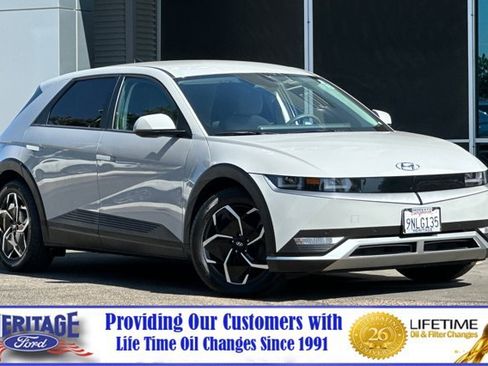 Used 2024 Hyundai Ioniq 5 SEL RWD image 1