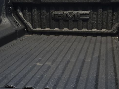 Used 2023 GMC Canyon AT4 w/ Canyon Safety Plus Package AWD/4WD image 8