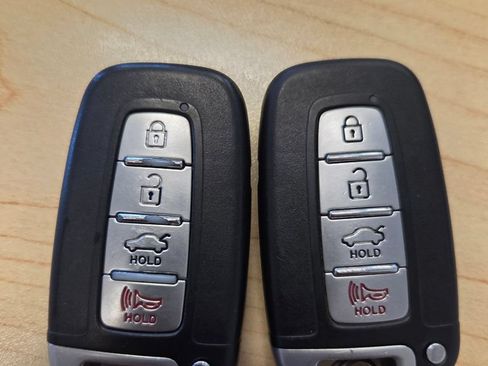 Used 2011 Hyundai Sonata Limited FWD image 47