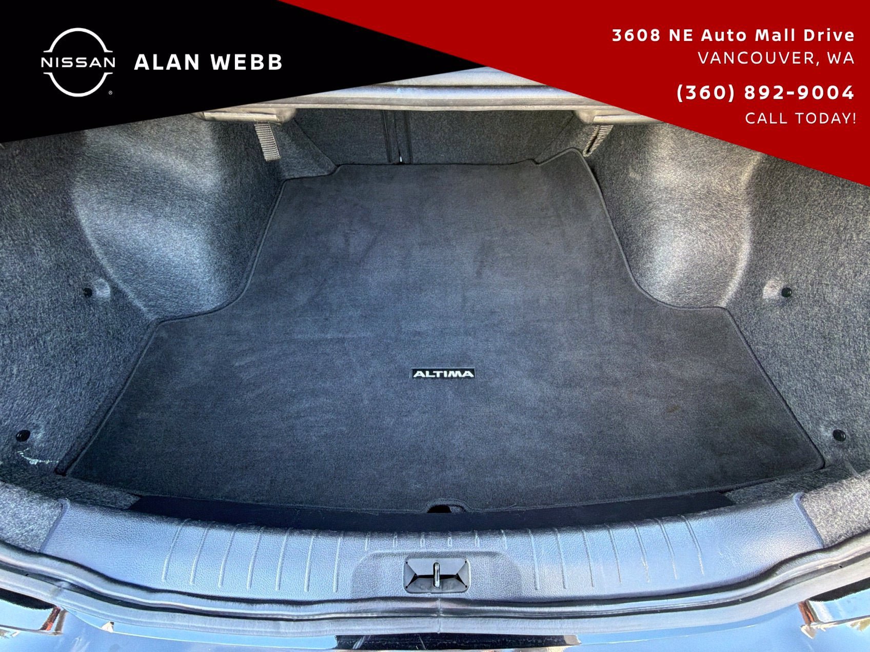Used 2024 Nissan Altima 2.5 SV AWD/4WD image 25
