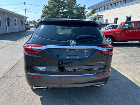 Used 2019 Buick Enclave Essence w/ Trailering Package, 5000 lbs. AWD/4WD image 4