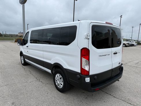 Used 2024 Ford Transit 350 XLT image 3