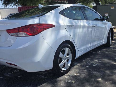 Used 2011 Hyundai Elantra GLS w/ Navigation Pkg 4 FWD image 5